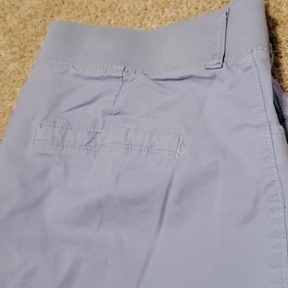 Capris - Picture 4 of 6